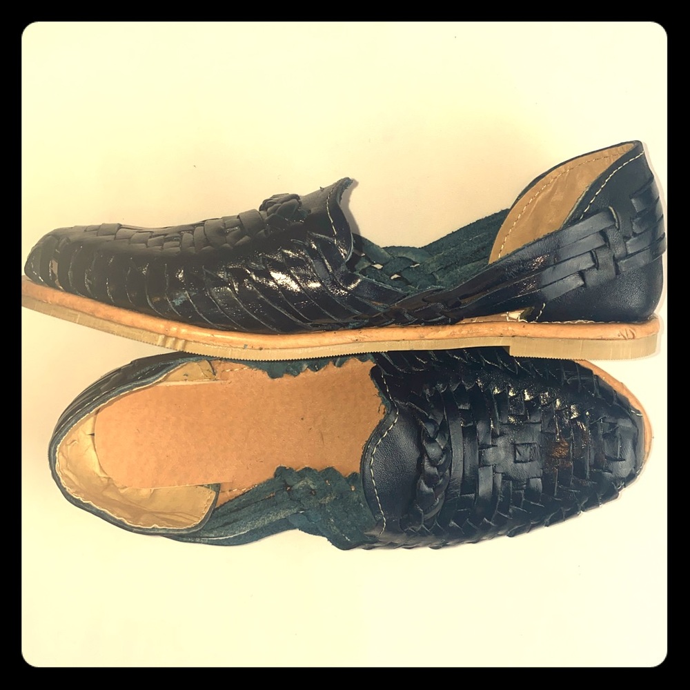 Hand made Mexican dark Blue Huaraches Size 5